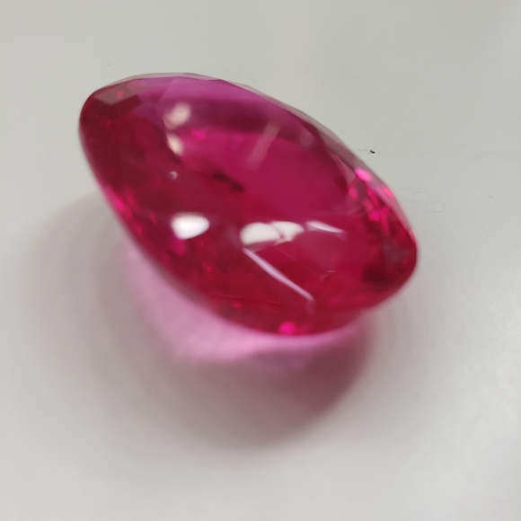 Ruby gemstone - Picture 9 of 15
